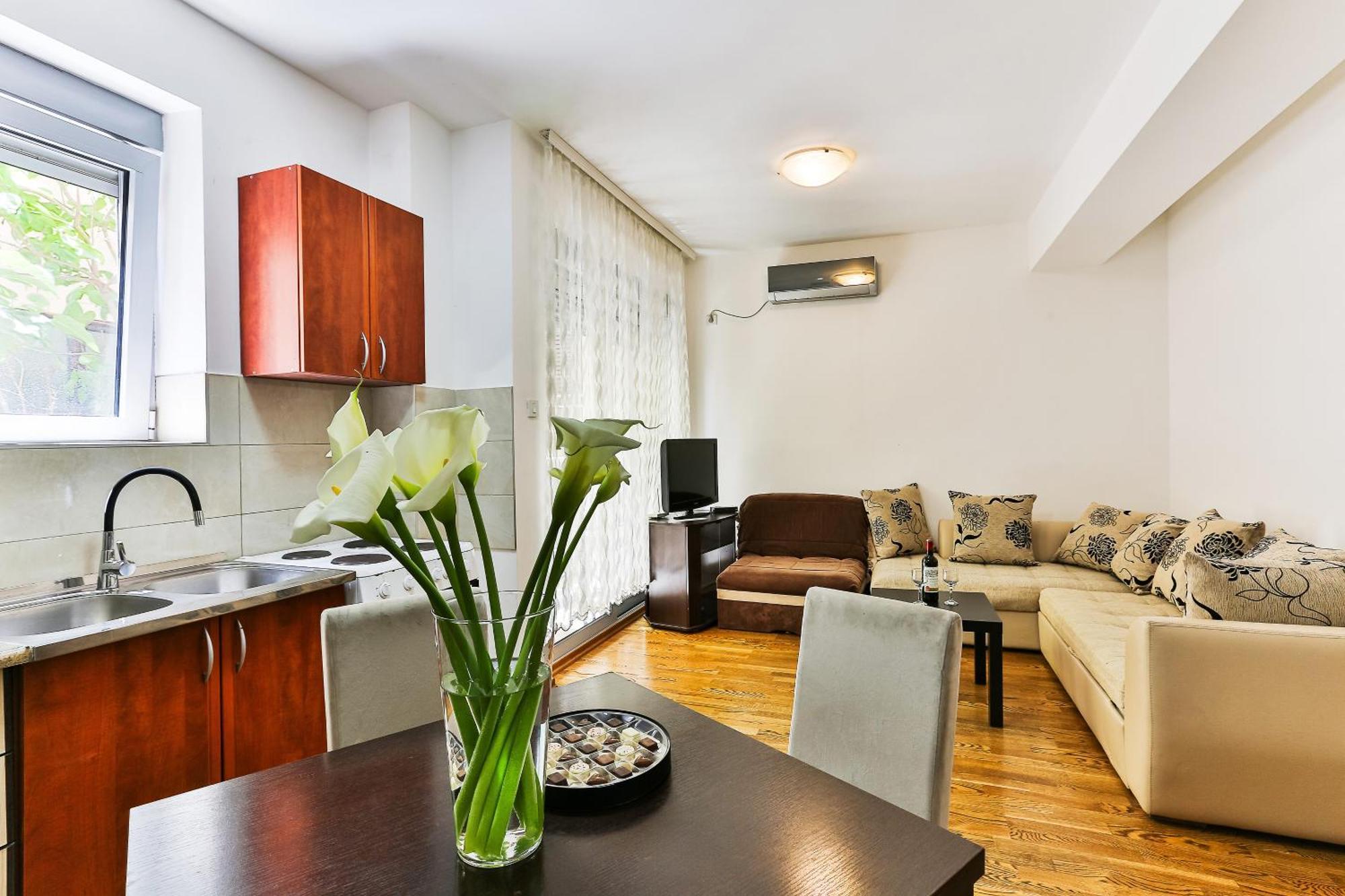 City Montesun Apartments 2 บุดวา ภายนอก รูปภาพ