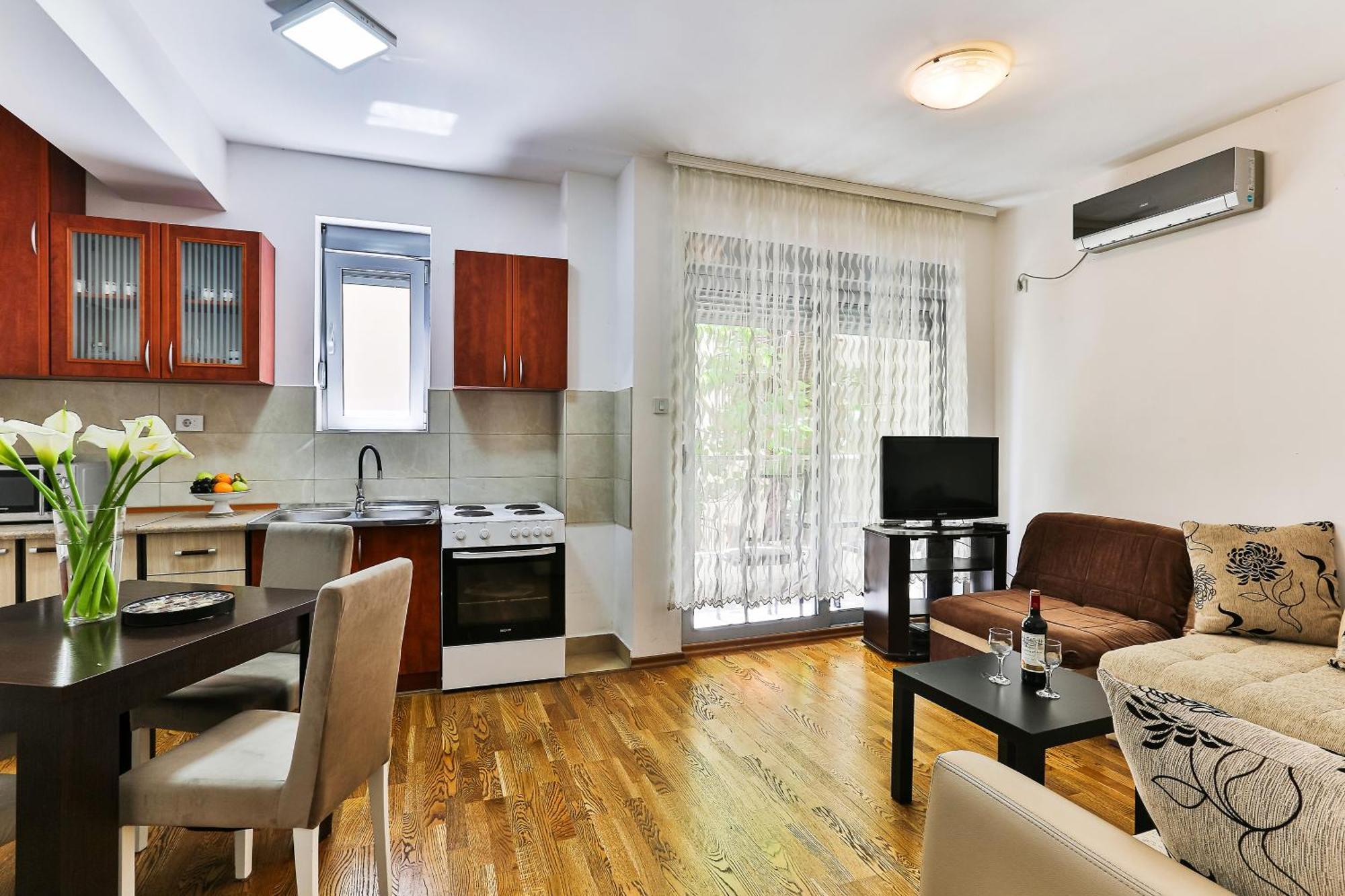City Montesun Apartments 2 บุดวา ภายนอก รูปภาพ