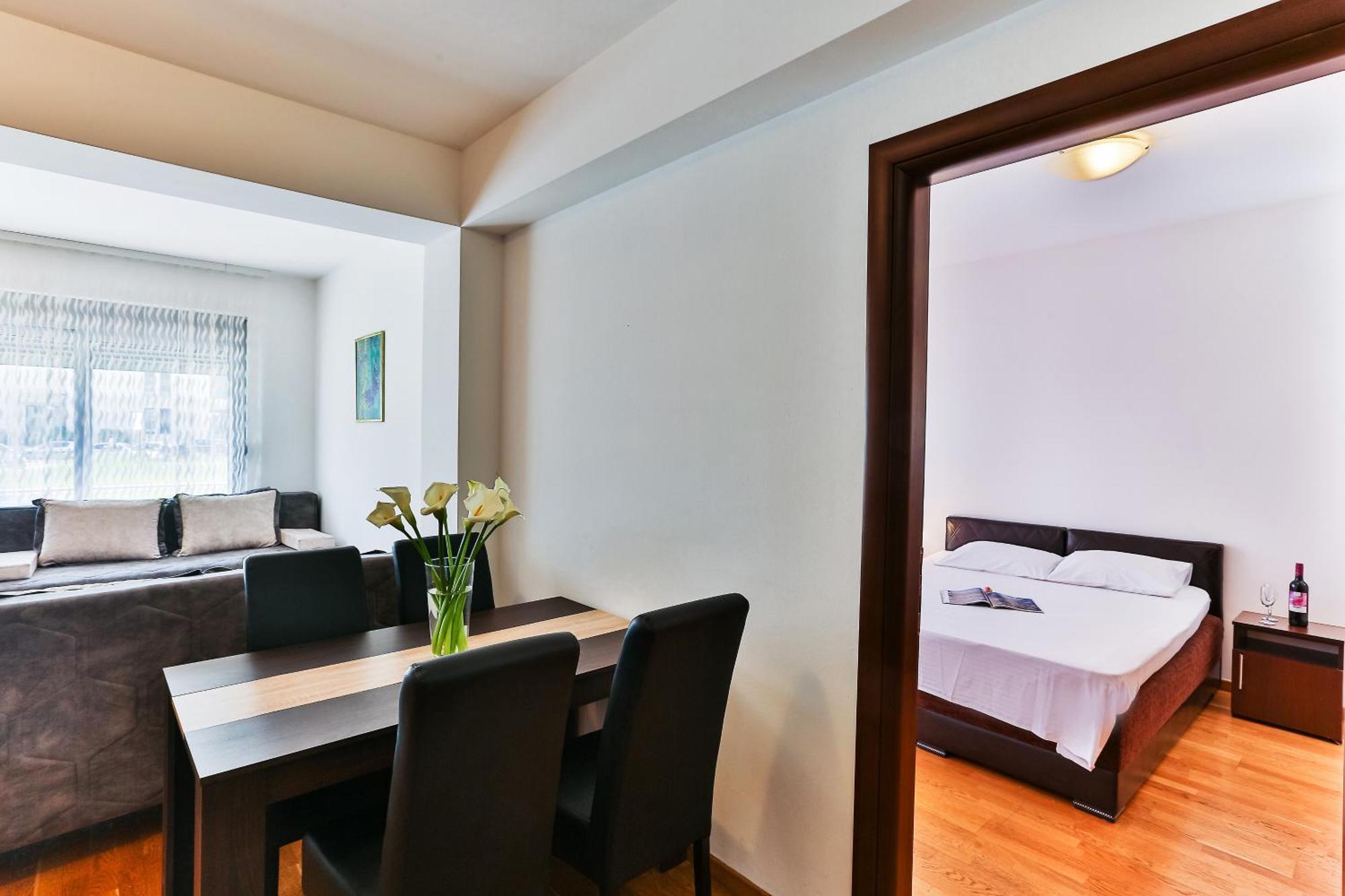 City Montesun Apartments 2 บุดวา ภายนอก รูปภาพ