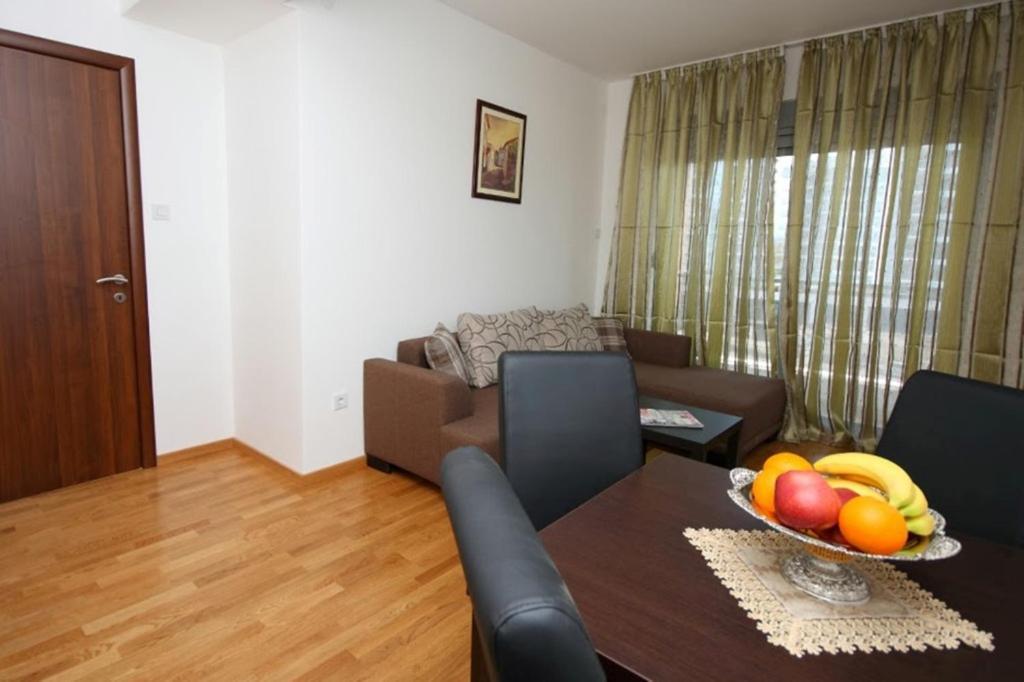 City Montesun Apartments 2 บุดวา ภายนอก รูปภาพ
